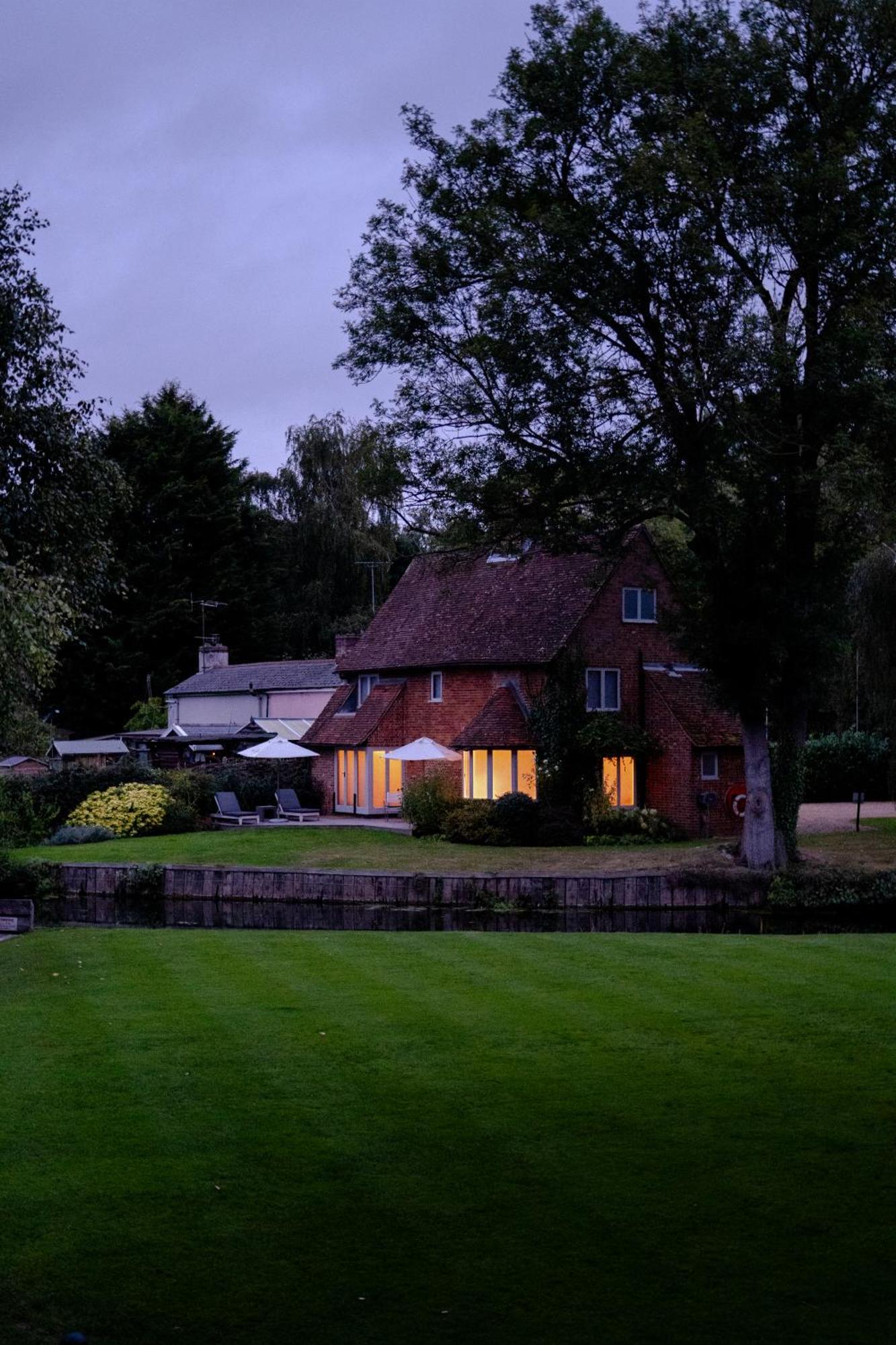 Idle Waters Villa Dedham Luaran gambar